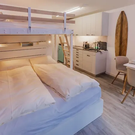 Surfers Deck Near Interlaken, At With Pool Apartment Darligen